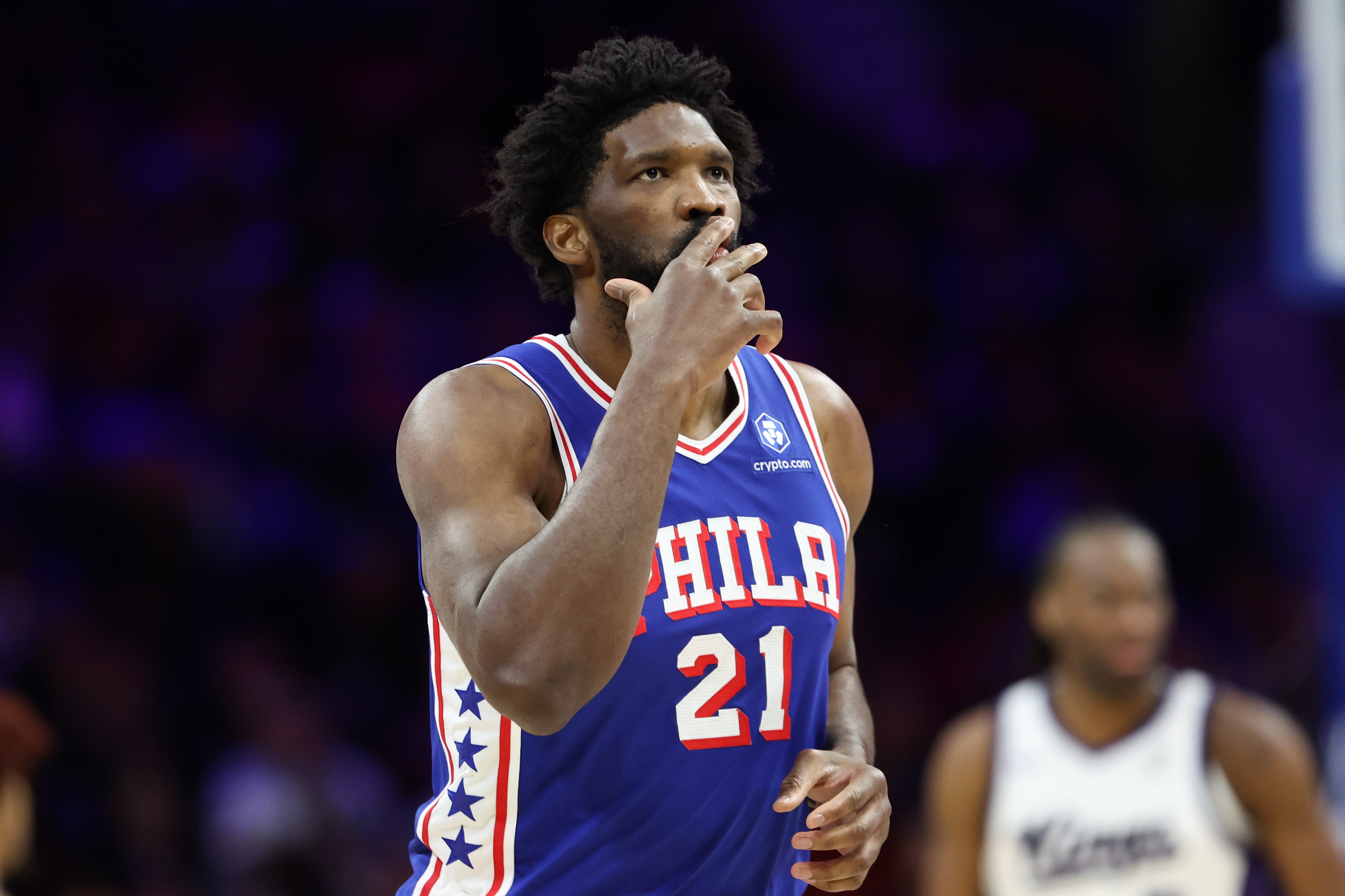 场均26.1分7.4板！76人客战勇士 恩比德因伤病管理缺阵