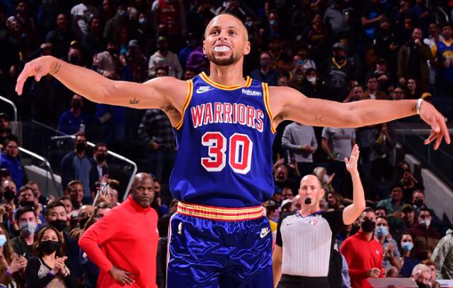 世界杯高清比赛观看-第二节的虫第三节的龙 勇士两节反差为何这么大？