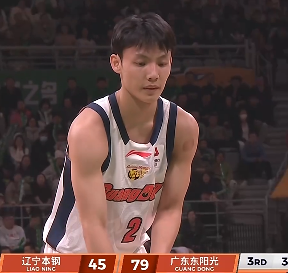 世界杯高清比赛观看-广东3消息！徐杰自曝伤情未愈，朱芳雨引援生变，崔永熙复出推迟