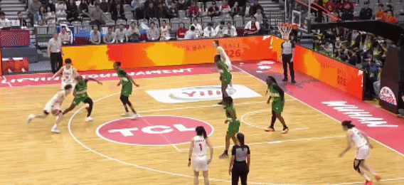 世界杯高清比赛观看-世预赛第1场：中国女篮半场领先马里队6分！韩旭9分，杨舒予9分