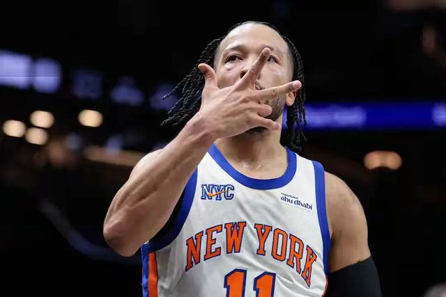 世界杯高清比赛观看-火箭大战尼克斯！看似一边倒的排位战，藏着极致体系博弈|卡尔-安东尼-唐斯|休斯敦火箭队|纽约尼克斯队|nba|比赛_新浪体育_新浪新闻